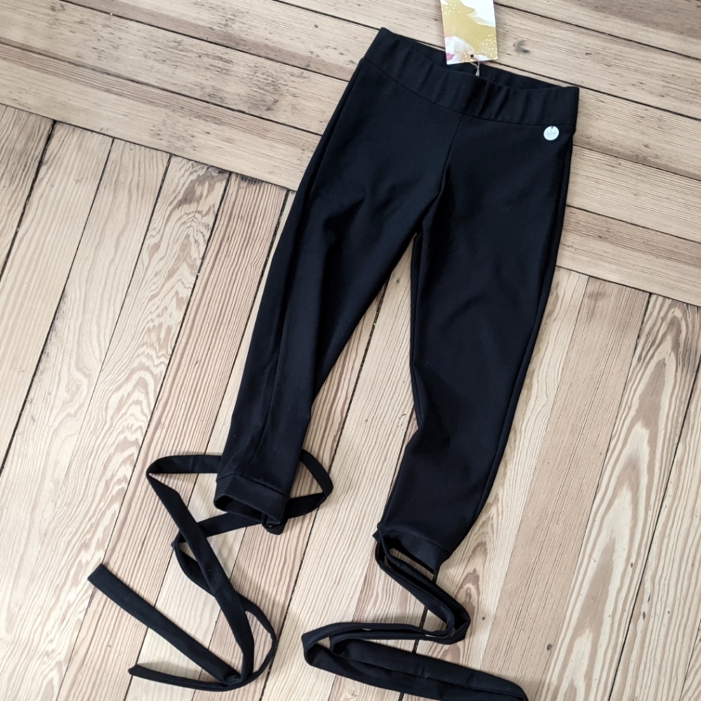 🐦3/$20🐦 Crowned Free black leggings